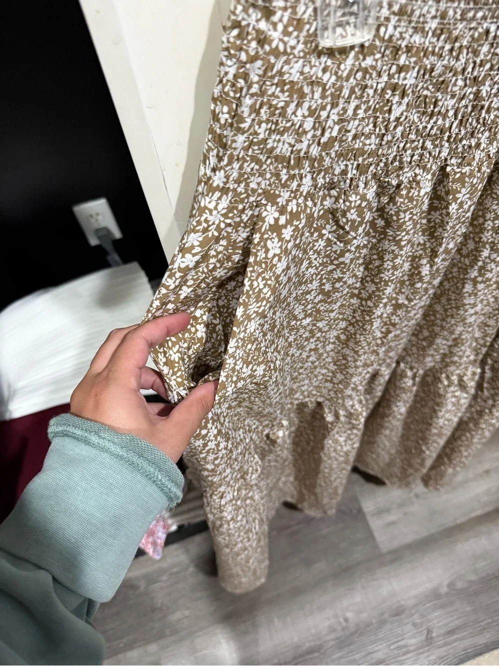 Floral Tiered Maxi Skirt - Tan/White
